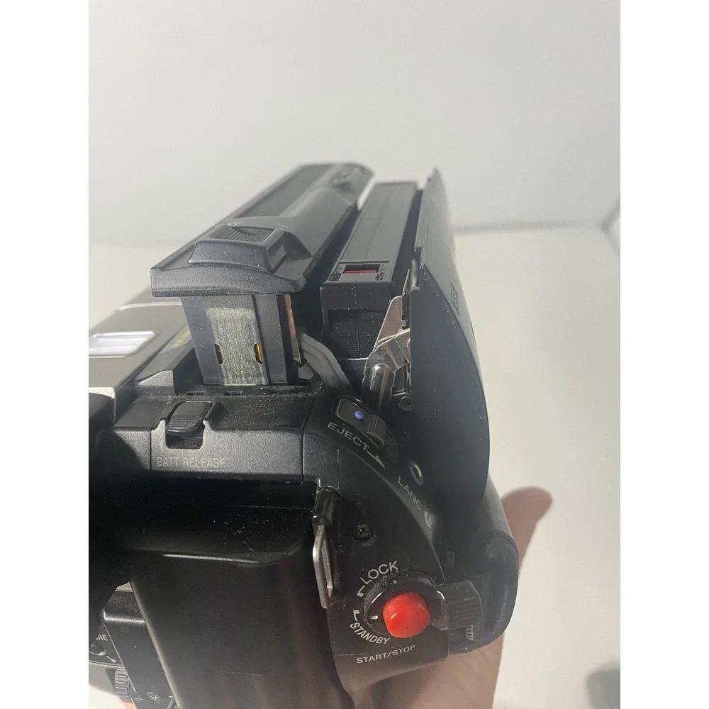 Sony Handycam CCD-TR940 Hi8 XR Camcorder NightShot SteadyShot TESTED Works!